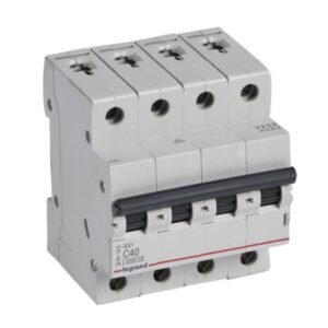 Interruptor automático tetrapolar 4 x 40A 6kA RX3 419921 Legrand